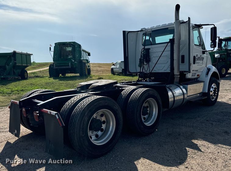 image for item LF9863 2015 International  8600 SBA 6x4 semi truck