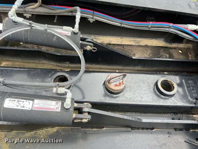 image for item LU9963 2021 Kalyn Siebert KS-HRG-3A-60T-MOD-9W lowboy equipment trailer