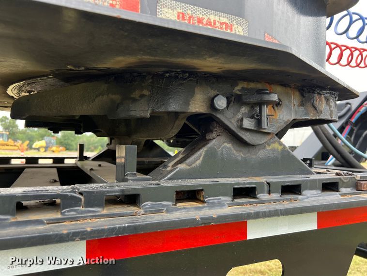 image for item LU9963 2021 Kalyn Siebert KS-HRG-3A-60T-MOD-9W lowboy equipment trailer