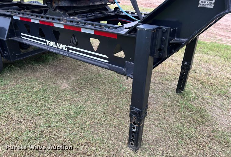 image for item LU9963 2021 Kalyn Siebert KS-HRG-3A-60T-MOD-9W lowboy equipment trailer