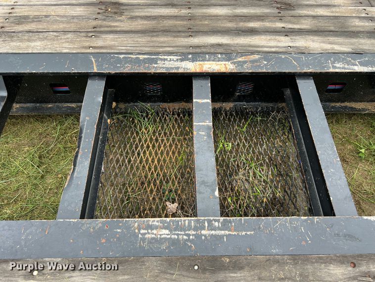 image for item LU9963 2021 Kalyn Siebert KS-HRG-3A-60T-MOD-9W lowboy equipment trailer