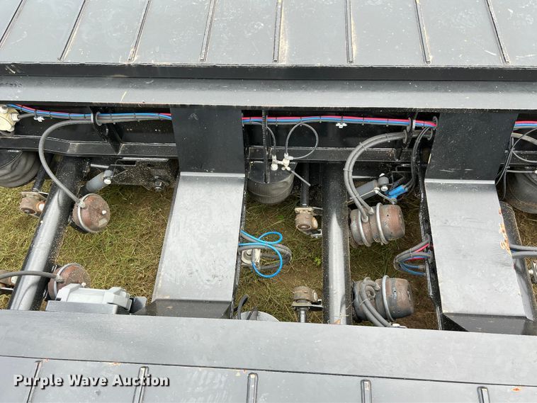 image for item LU9963 2021 Kalyn Siebert KS-HRG-3A-60T-MOD-9W lowboy equipment trailer