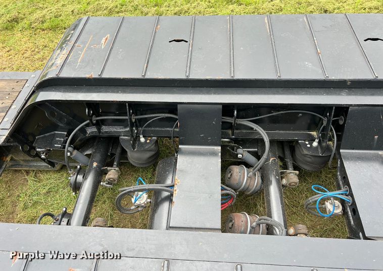 image for item LU9963 2021 Kalyn Siebert KS-HRG-3A-60T-MOD-9W lowboy equipment trailer