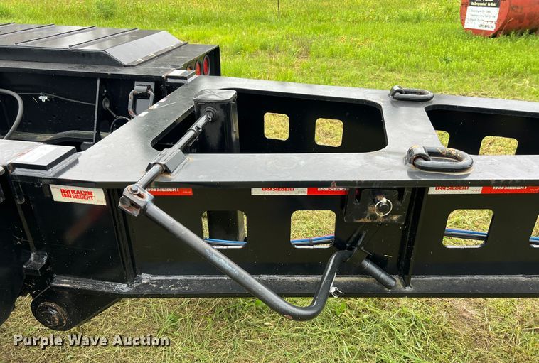 image for item LU9963 2021 Kalyn Siebert KS-HRG-3A-60T-MOD-9W lowboy equipment trailer
