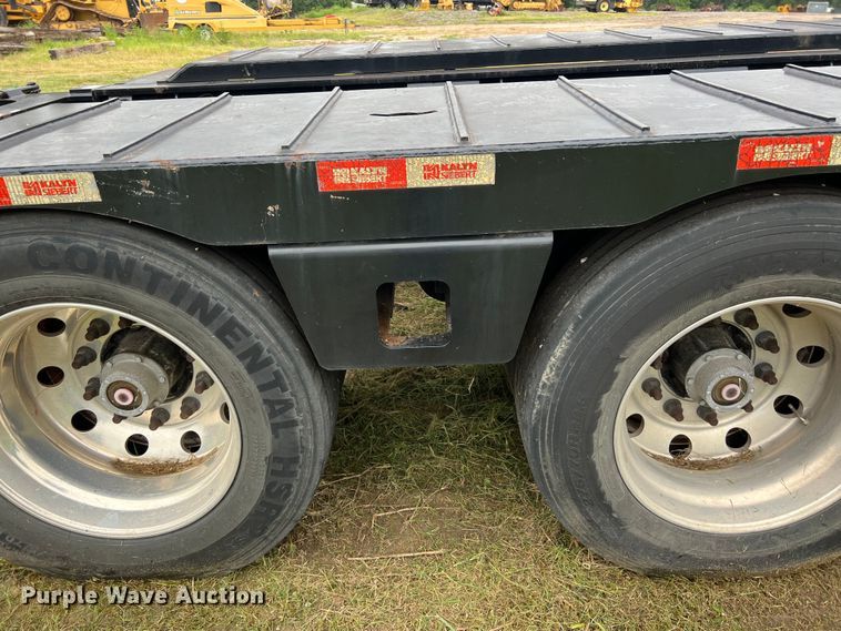 image for item LU9963 2021 Kalyn Siebert KS-HRG-3A-60T-MOD-9W lowboy equipment trailer