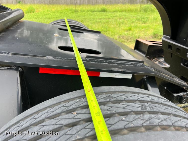 image for item LU9963 2021 Kalyn Siebert KS-HRG-3A-60T-MOD-9W lowboy equipment trailer