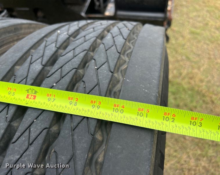 image for item LU9963 2021 Kalyn Siebert KS-HRG-3A-60T-MOD-9W lowboy equipment trailer