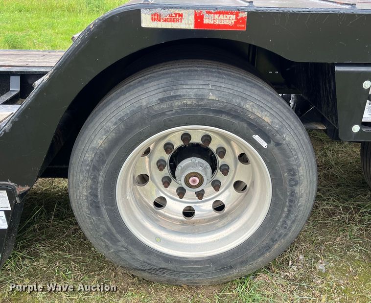 image for item LU9963 2021 Kalyn Siebert KS-HRG-3A-60T-MOD-9W lowboy equipment trailer