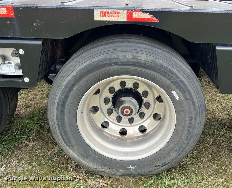 image for item LU9963 2021 Kalyn Siebert KS-HRG-3A-60T-MOD-9W lowboy equipment trailer