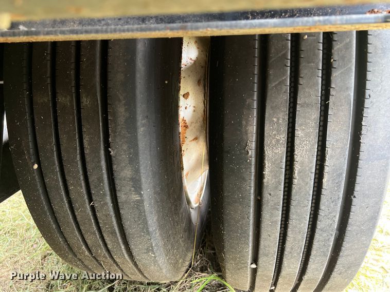 image for item LU9963 2021 Kalyn Siebert KS-HRG-3A-60T-MOD-9W lowboy equipment trailer