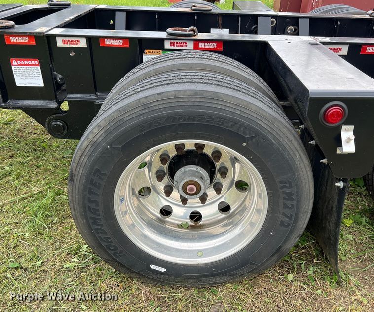 image for item LU9963 2021 Kalyn Siebert KS-HRG-3A-60T-MOD-9W lowboy equipment trailer