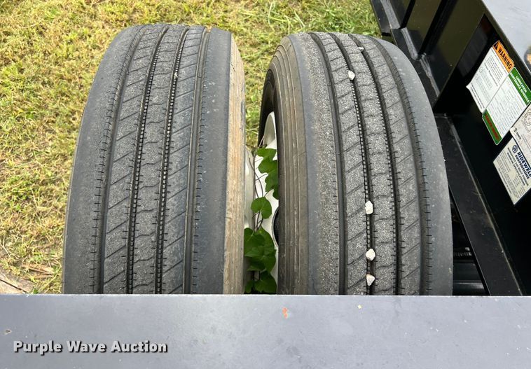 image for item LU9963 2021 Kalyn Siebert KS-HRG-3A-60T-MOD-9W lowboy equipment trailer