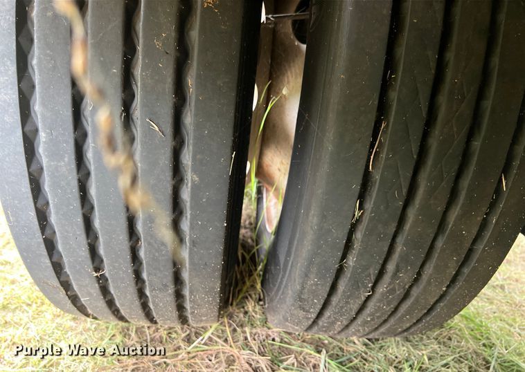 image for item LU9963 2021 Kalyn Siebert KS-HRG-3A-60T-MOD-9W lowboy equipment trailer