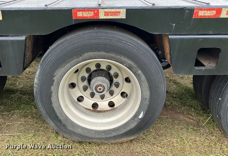 image for item LU9963 2021 Kalyn Siebert KS-HRG-3A-60T-MOD-9W lowboy equipment trailer