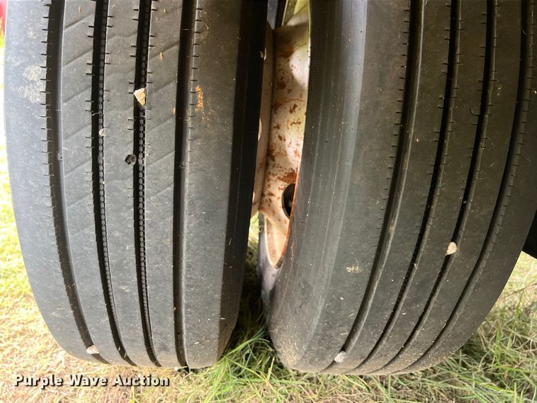 image for item LU9963 2021 Kalyn Siebert KS-HRG-3A-60T-MOD-9W lowboy equipment trailer