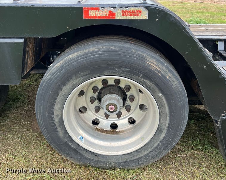 image for item LU9963 2021 Kalyn Siebert KS-HRG-3A-60T-MOD-9W lowboy equipment trailer