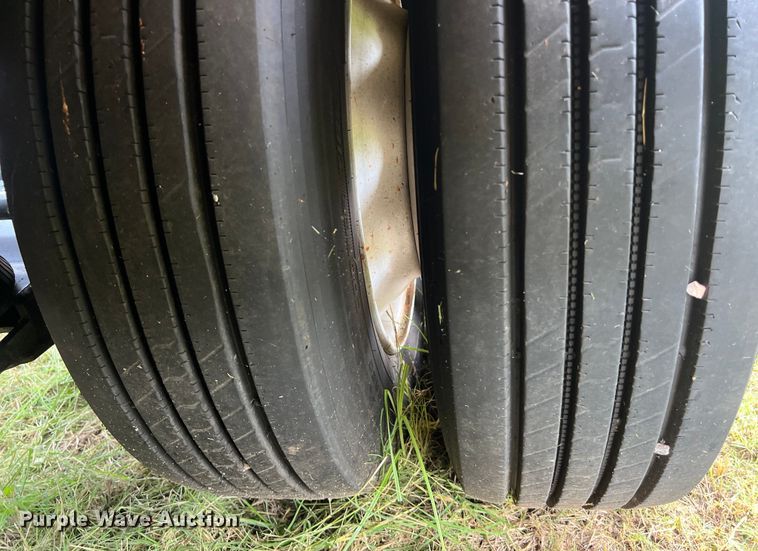 image for item LU9963 2021 Kalyn Siebert KS-HRG-3A-60T-MOD-9W lowboy equipment trailer