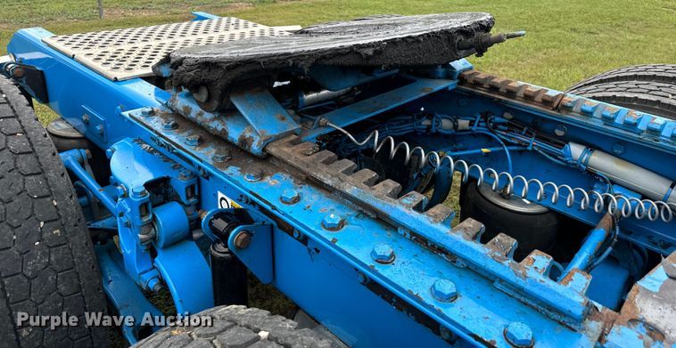 image for item NQ9699 2016 Kenworth W900 semi truck