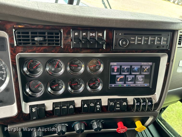 image for item NQ9699 2016 Kenworth W900 semi truck