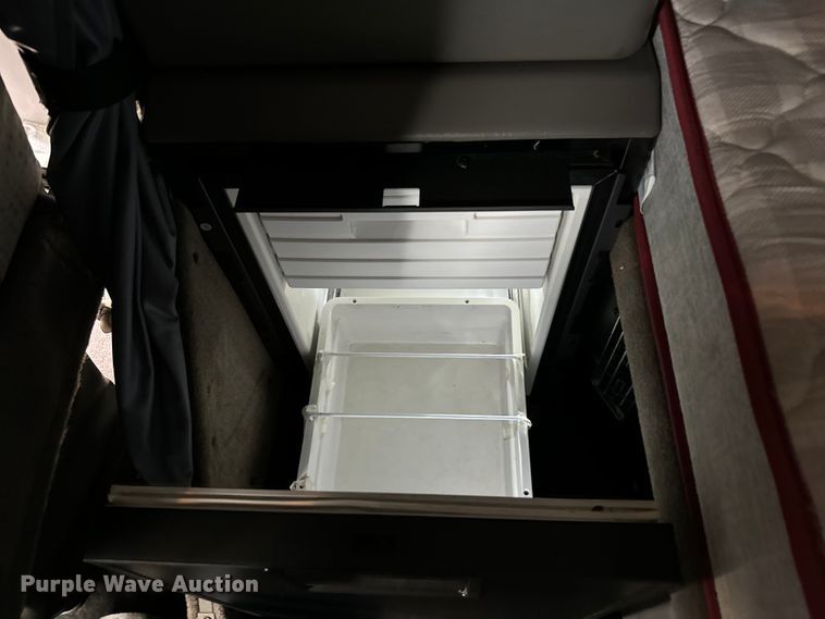 image for item NQ9699 2016 Kenworth W900 semi truck