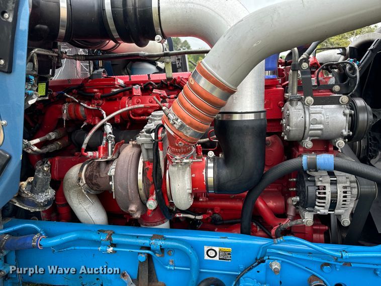 image for item NQ9699 2016 Kenworth W900 semi truck