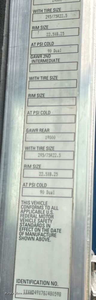 image for item NQ9699 2016 Kenworth W900 semi truck