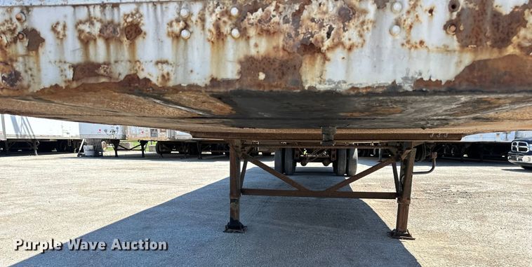 image for item NT9382 1994 Wabash dry van trailer