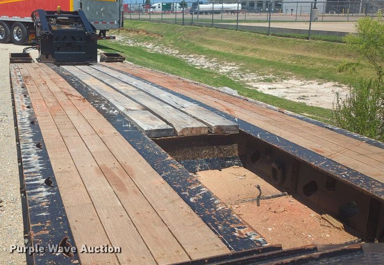 image for item NW9634 2023 XL Specialized Trailers  XL 110 HDG lowboy equipment trailer