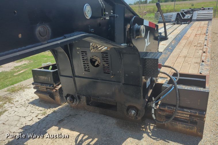 image for item NW9634 2023 XL Specialized Trailers  XL 110 HDG lowboy equipment trailer