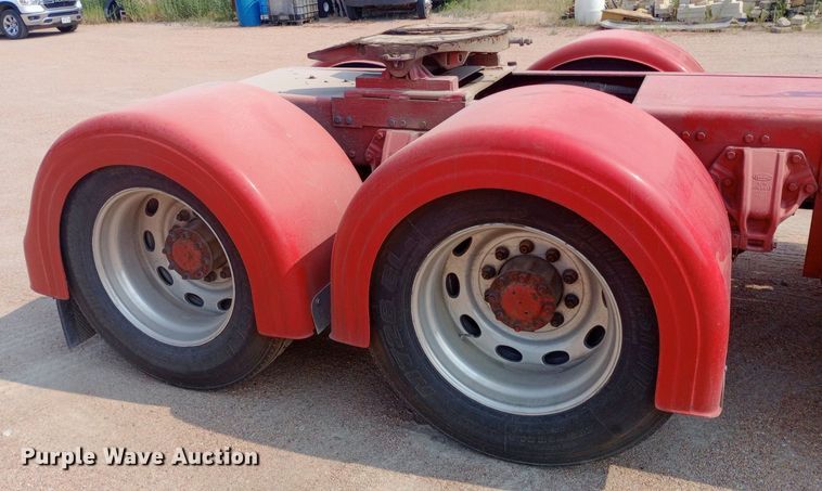 image for item NY9349 2006 Peterbilt 379 semi truck