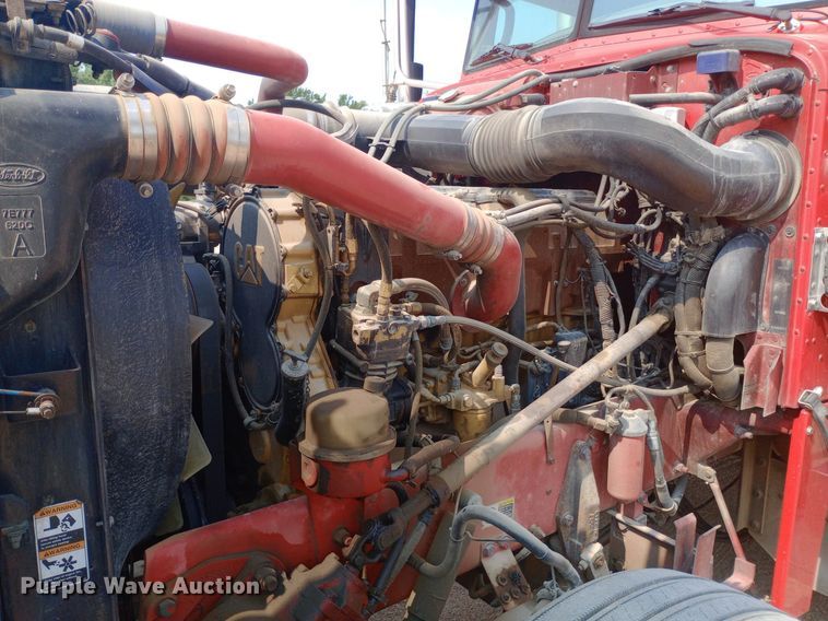 image for item NY9349 2006 Peterbilt 379 semi truck