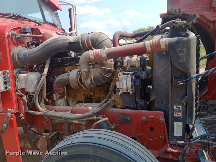 image for item NY9349 2006 Peterbilt 379 semi truck