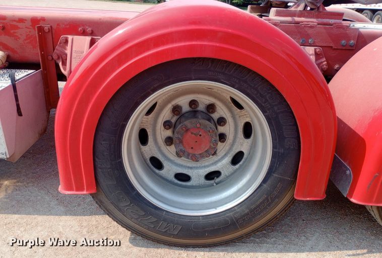 image for item NY9349 2006 Peterbilt 379 semi truck