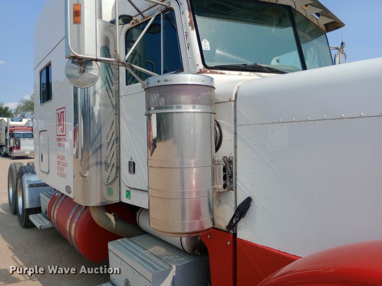 image for item NY9350 2002 Peterbilt 379 semi truck