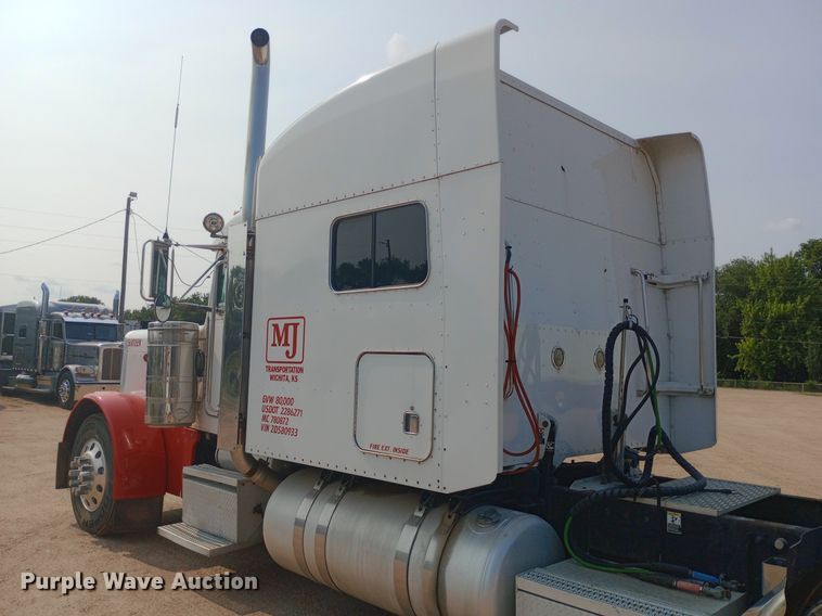 image for item NY9350 2002 Peterbilt 379 semi truck