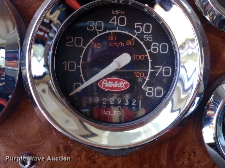 image for item NY9350 2002 Peterbilt 379 semi truck