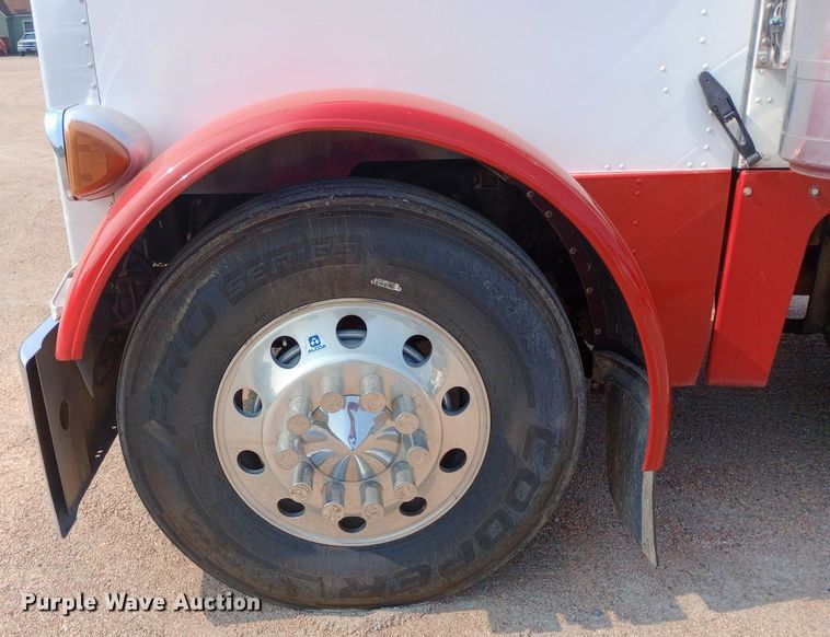 image for item NY9350 2002 Peterbilt 379 semi truck