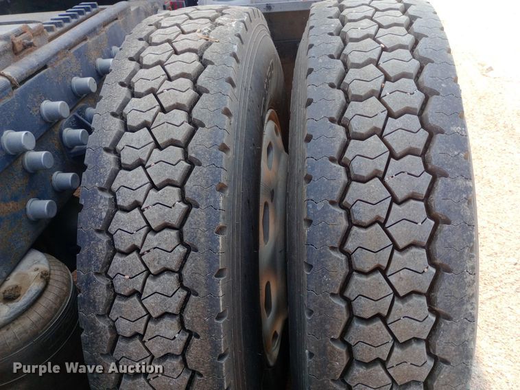 image for item NY9350 2002 Peterbilt 379 semi truck