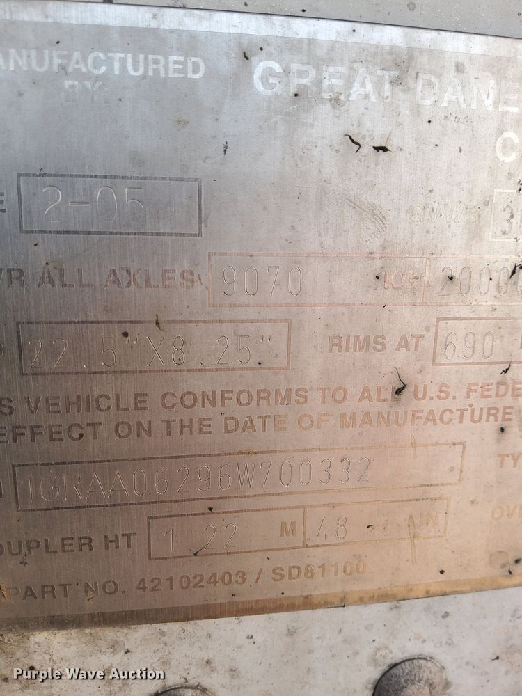 image for item NY9351 2006 Great Dane refrigerated van trailer