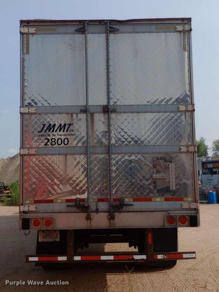 image for item NY9352 2009 Utility 3000R refrigerated van trailer