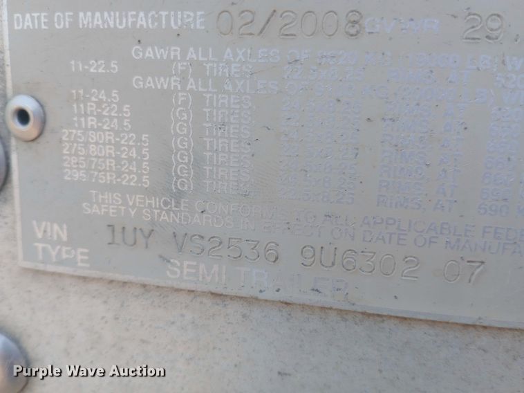 image for item NY9352 2009 Utility 3000R refrigerated van trailer