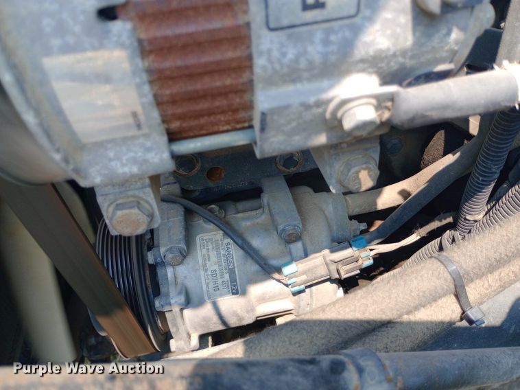 image for item NY9374 2012 Kenworth  T800 semi truck