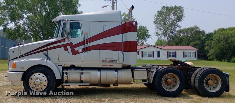 image for item NY9375 1991 Volvo White GMC semi truck