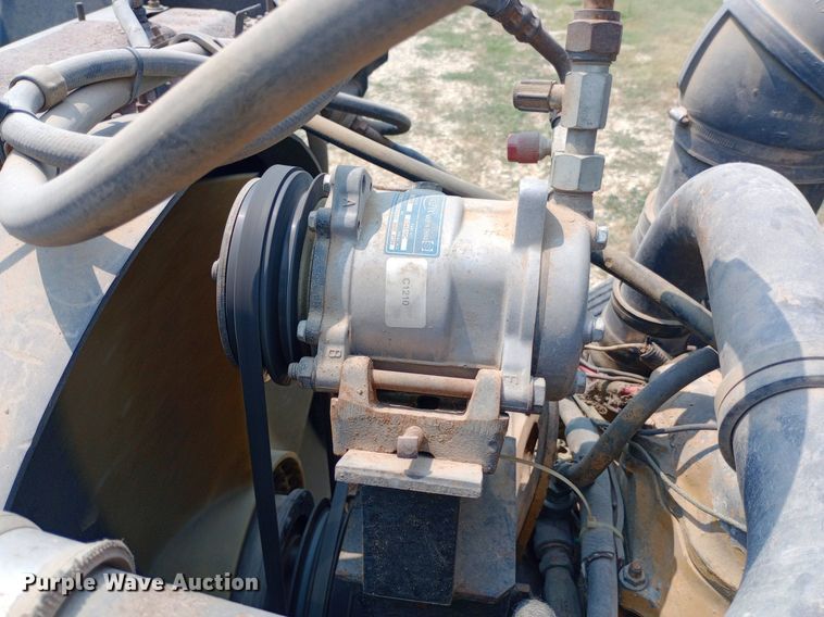 image for item NY9375 1991 Volvo White GMC semi truck