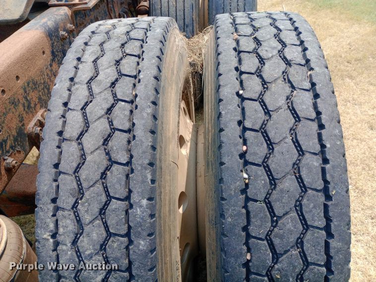 image for item NY9375 1991 Volvo White GMC semi truck