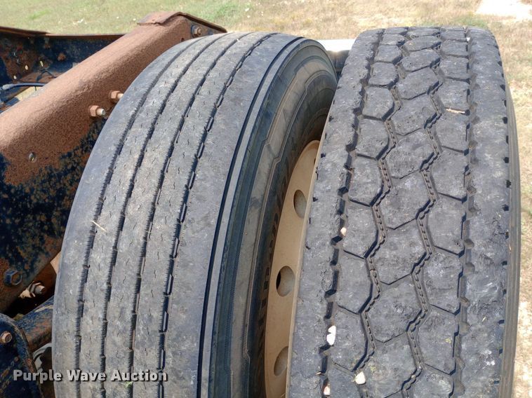 image for item NY9375 1991 Volvo White GMC semi truck