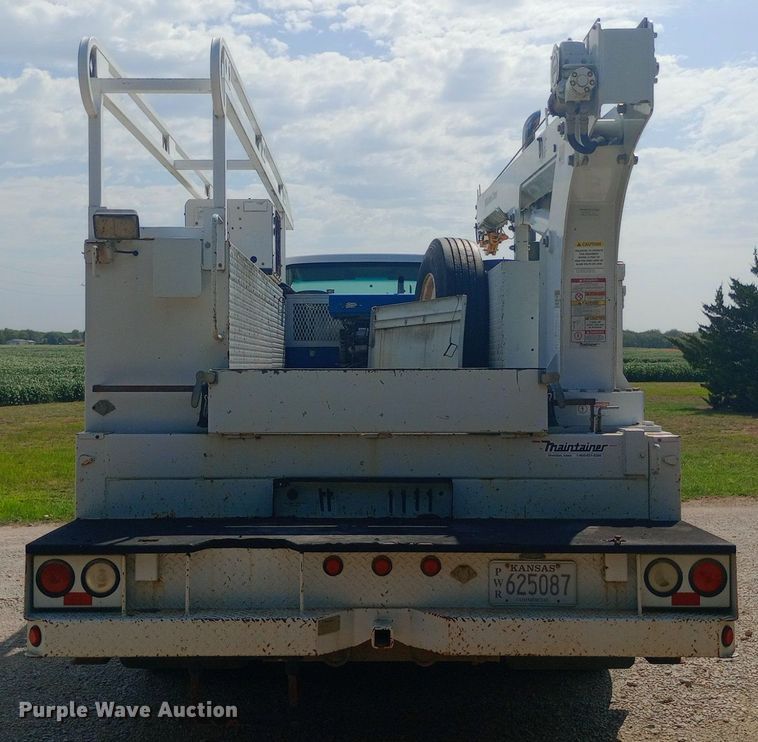 image for item NY9401 2006 Ford F750 Super Duty XLT utility / service truck