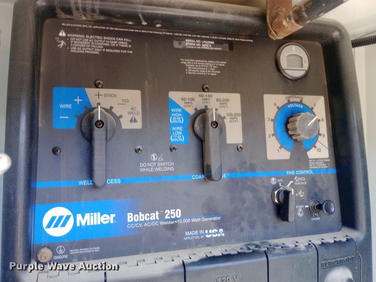 image for item NY9401 2006 Ford F750 Super Duty XLT utility / service truck