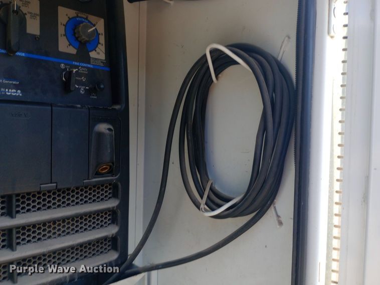 image for item NY9401 2006 Ford F750 Super Duty XLT utility / service truck