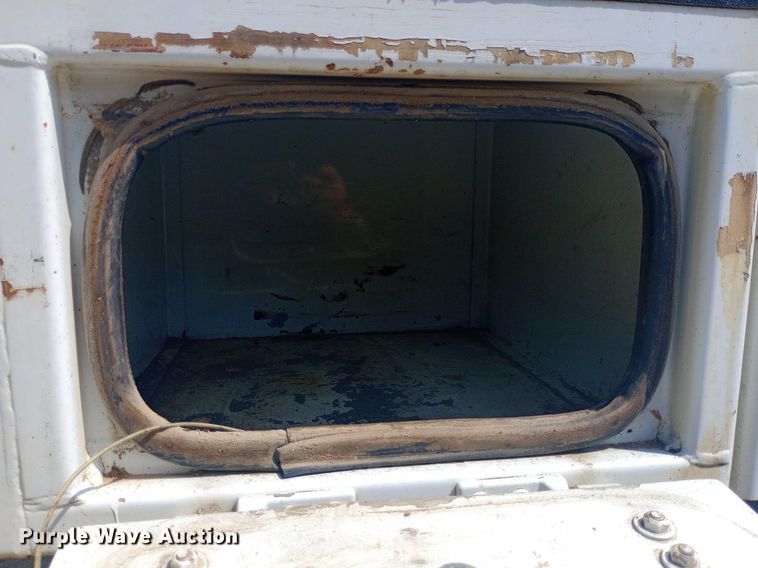 image for item NY9401 2006 Ford F750 Super Duty XLT utility / service truck